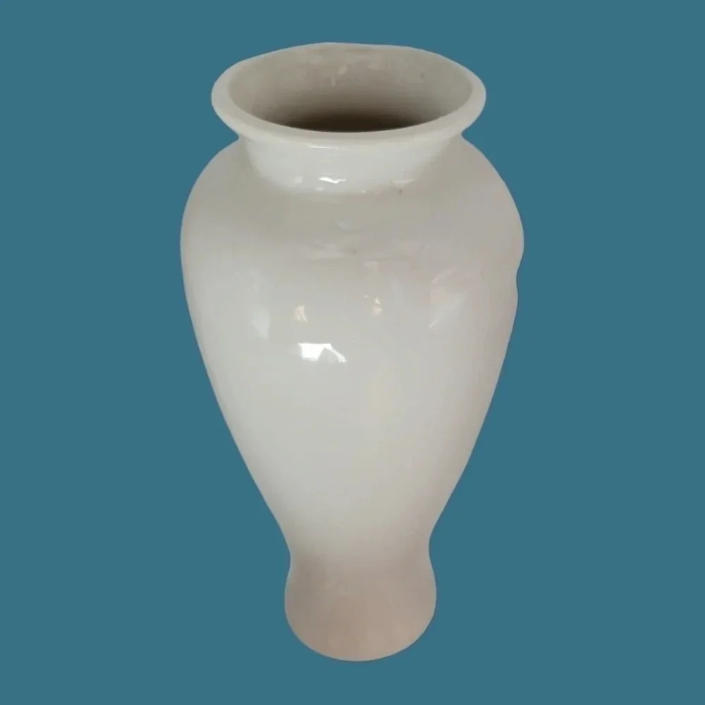 Source Unknown vtg ceramic